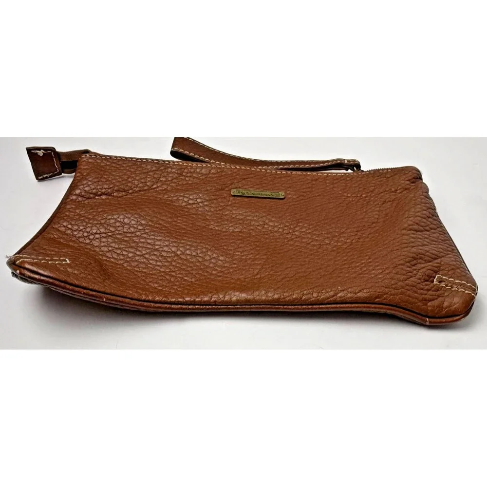 Red by Marc Ecko Bag Brown Pebbled Texture Stud Wristlet Clutch Urban Streetwear